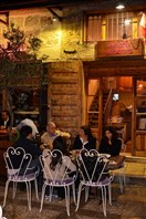 éCafé-EddeYard Jbeil Nightlife Edde Yard on Saturday Night Lebanon