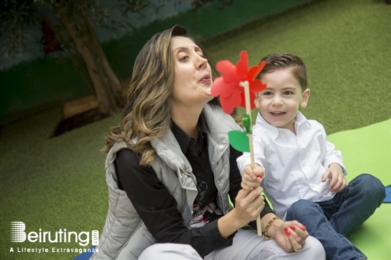 Kids La fête des mamans à Bébés Câlins 5 Lebanon