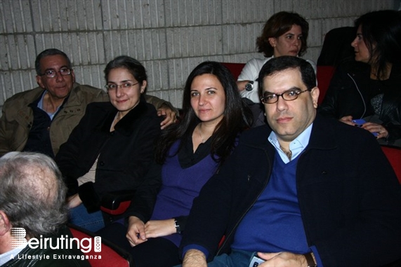 Theatre Monot Beirut-Monot Social Event Mon Colocataire est une Garce Lebanon