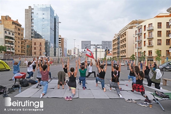 Outdoor Welcome to Ring Plaza-Ring Bridge Lebanon