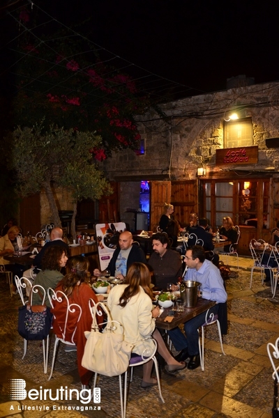 éCafé-EddeYard Jbeil Nightlife Moules Frites Night at Edde Yard Lebanon