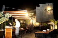 Kitchen Yard-Backyard Hazmieh Nightlife Kitchen Yard on Saturday Night Lebanon