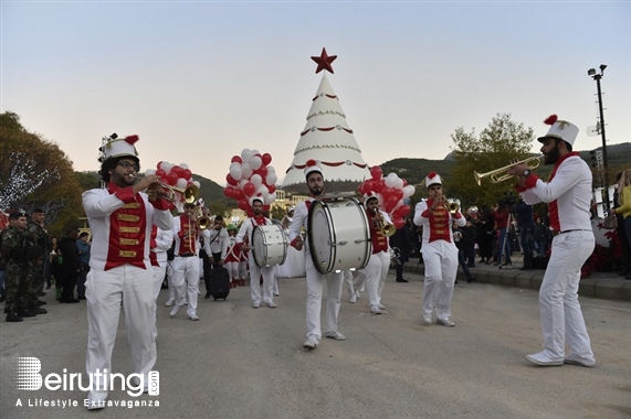 Activities Beirut Suburb Social Event Christmas by the Lake 2016 Opening Lebanon