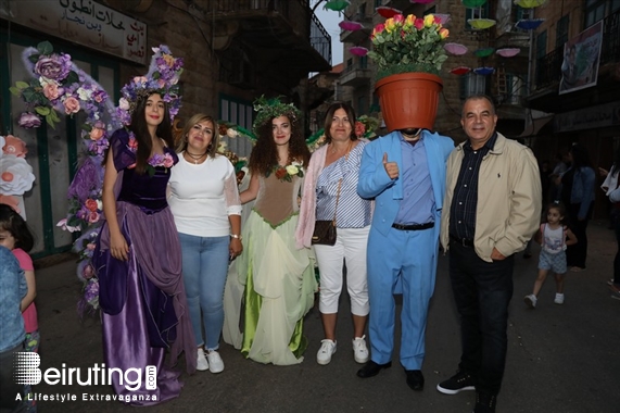 Activities Beirut Suburb Outdoor Hasroun Flower Festival Lebanon