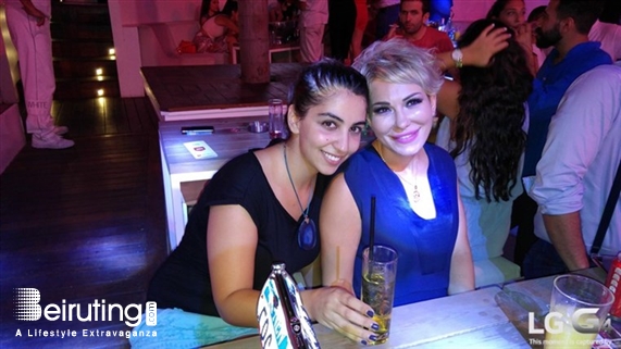 White  Beirut Suburb Social Event Donner Sang Compter Fundraising at White Lebanon