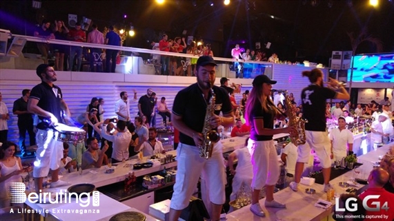 White  Beirut Suburb Social Event Donner Sang Compter Fundraising at White Lebanon