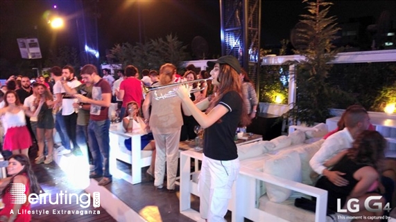 White  Beirut Suburb Social Event Donner Sang Compter Fundraising at White Lebanon