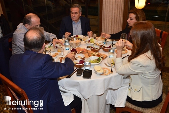 Venezia Sin El Fil Social Event A Seafood Extravaganza  Lebanon