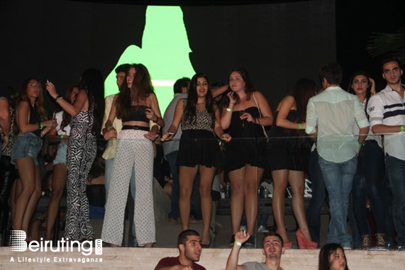 Pier 7 Beirut Suburb Nightlife AUB Fall Back Party  Lebanon