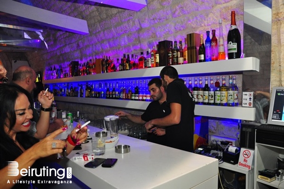 Ages Pub Jounieh Nightlife Ages on Friday Night Lebanon