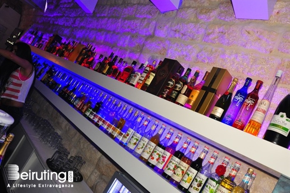 Ages Pub Jounieh Nightlife Ages on Friday Night Lebanon