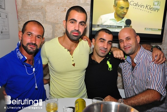 Ages Pub Jounieh Nightlife Ages on Friday Night Lebanon