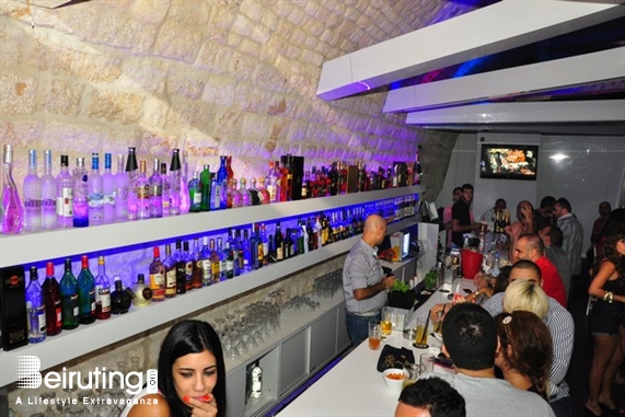 Ages Pub Jounieh Nightlife Ages on Friday Night Lebanon