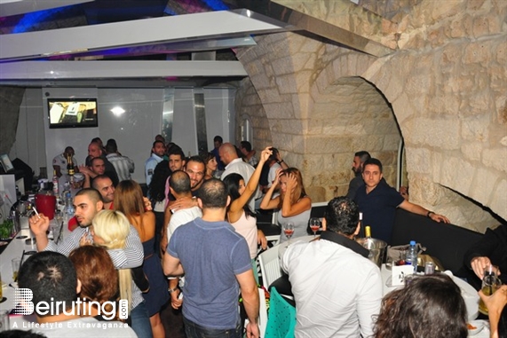 Ages Pub Jounieh Nightlife Ages on Friday Night Lebanon