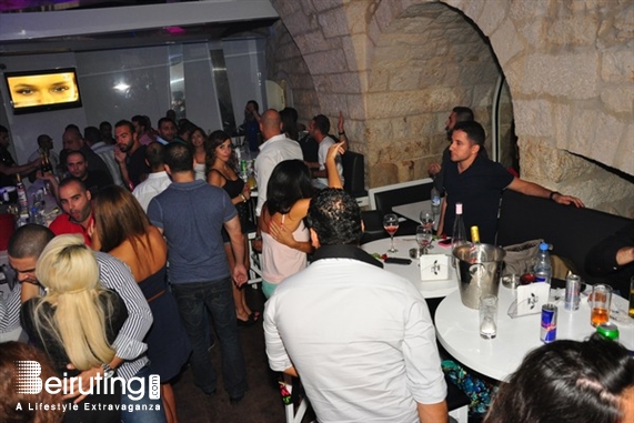 Ages Pub Jounieh Nightlife Ages on Friday Night Lebanon