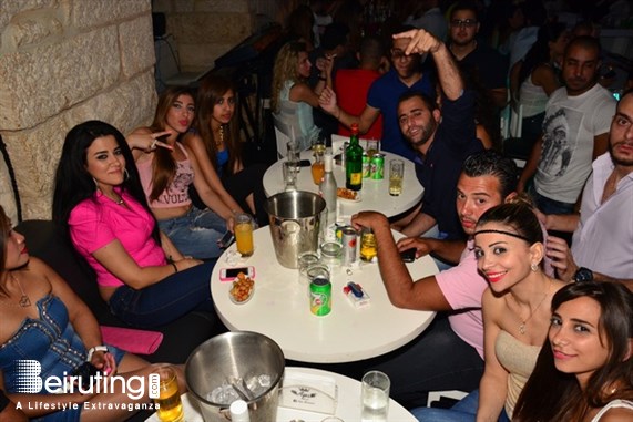 Ages Pub Jounieh Nightlife Ages on Friday Night Lebanon