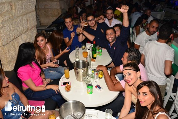 Ages Pub Jounieh Nightlife Ages on Friday Night Lebanon