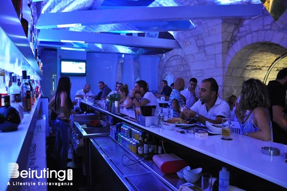 Ages Pub Jounieh Nightlife Ages Final Karaoke Competition Lebanon