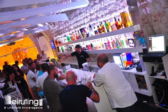 Ages Pub Jounieh Nightlife Ages Final Karaoke Competition Lebanon