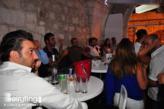 Ages Pub Jounieh Nightlife Ages Final Karaoke Competition Lebanon