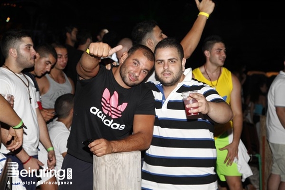 C Flow Jbeil Beach Party All White Night - Bob sinclar night @ C flow Lebanon