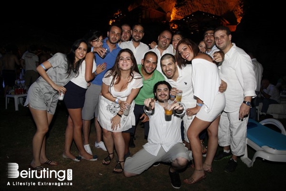 C Flow Jbeil Beach Party All White Night - Bob sinclar night @ C flow Lebanon