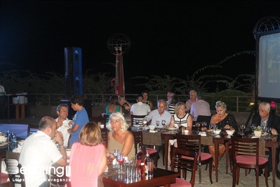 Le Royal Dbayeh Nightlife Amazing Armenian Night Lebanon