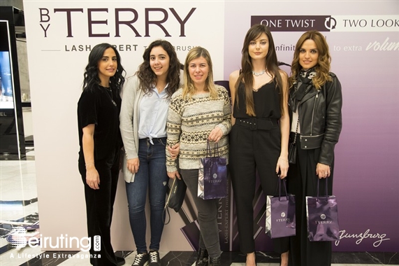 Social Event By Terry Lash-Expert Twist Brush Lebanon