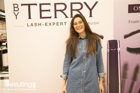 Social Event By Terry Lash-Expert Twist Brush Lebanon