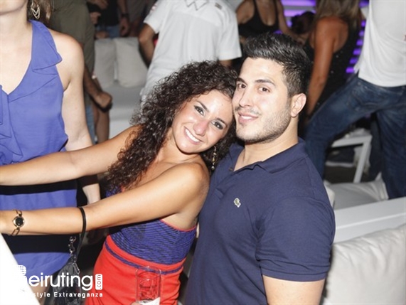 White  Beirut Suburb Nightlife DJ Anthony and JNH at White Lebanon