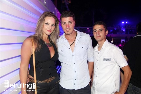 White  Beirut Suburb Nightlife DJ Anthony and JNH at White Lebanon