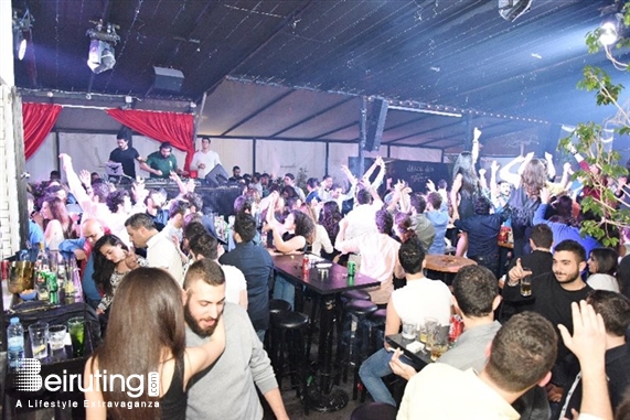 Publicity Jbeil Nightlife Dance to the SAXOBEAT Lebanon