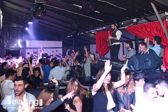 Publicity Jbeil Nightlife Dance to the SAXOBEAT Lebanon