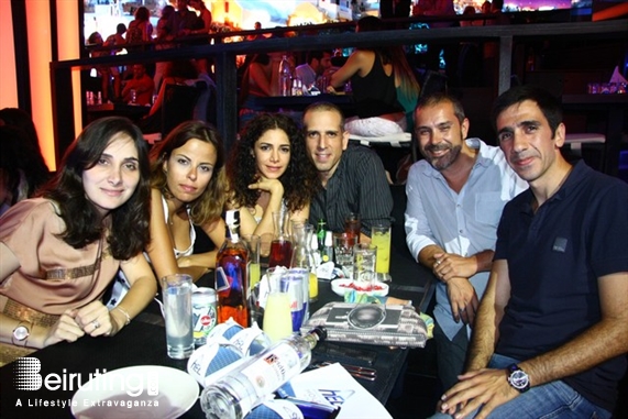 SKYBAR Beirut Suburb Nightlife Donner Sang Compter Fundraising Event Lebanon