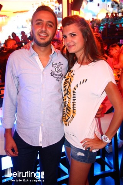SKYBAR Beirut Suburb Nightlife Donner Sang Compter Fundraising Event Lebanon