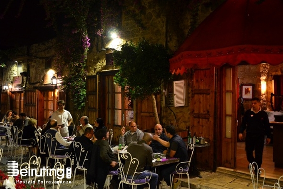 éCafé Sursock Jbeil Nightlife Moules Frites Night at eCafe Lebanon