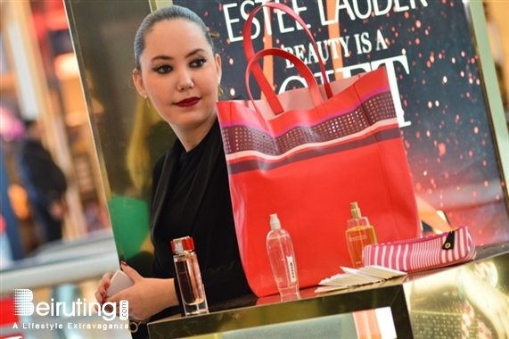 CityMall Beirut Suburb Social Event Estee Lauder Lipstick Envy Event Lebanon