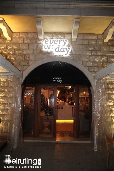 Everyday CAFE Jounieh Nightlife Everyday Cafe on Saturday Night  Lebanon