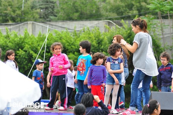 Activities Beirut Suburb Outdoor Ghadouna Easter Fiesta Lebanon