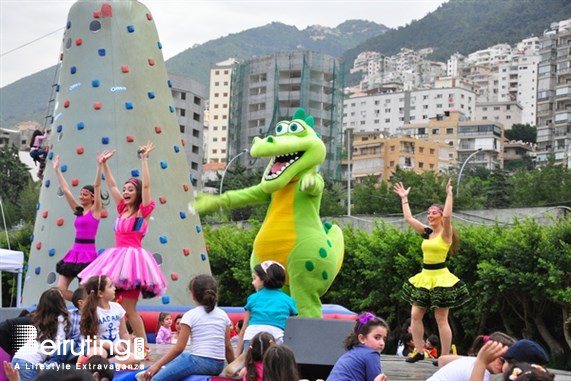 Activities Beirut Suburb Outdoor Ghadouna Easter Fiesta Lebanon