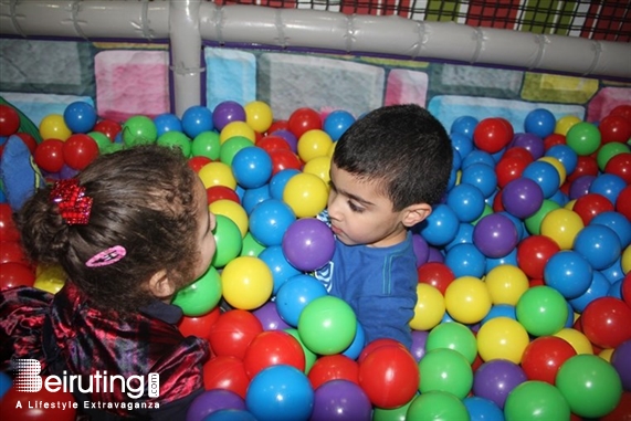 Activities Beirut Suburb Kids Give Me Five Opening  Lebanon