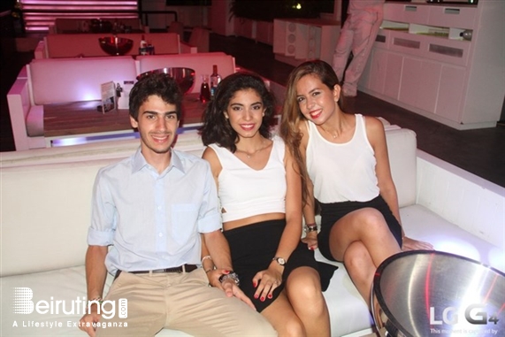 White  Beirut Suburb Social Event Donner Sang Compter Fundraising at White Lebanon