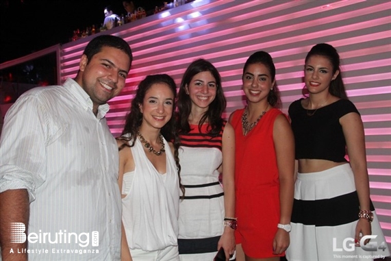 White  Beirut Suburb Social Event Donner Sang Compter Fundraising at White Lebanon