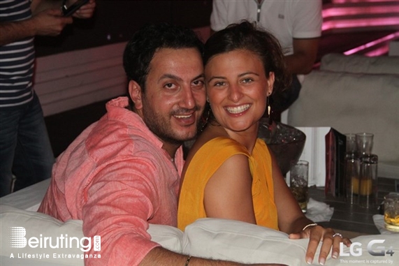 White  Beirut Suburb Social Event Donner Sang Compter Fundraising at White Lebanon