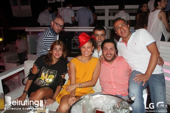 White  Beirut Suburb Social Event Donner Sang Compter Fundraising at White Lebanon