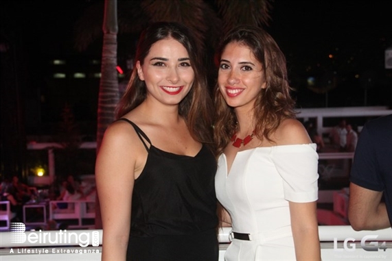 White  Beirut Suburb Social Event Donner Sang Compter Fundraising at White Lebanon