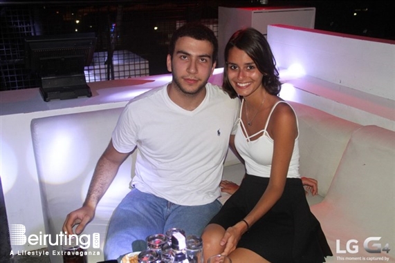 White  Beirut Suburb Social Event Donner Sang Compter Fundraising at White Lebanon