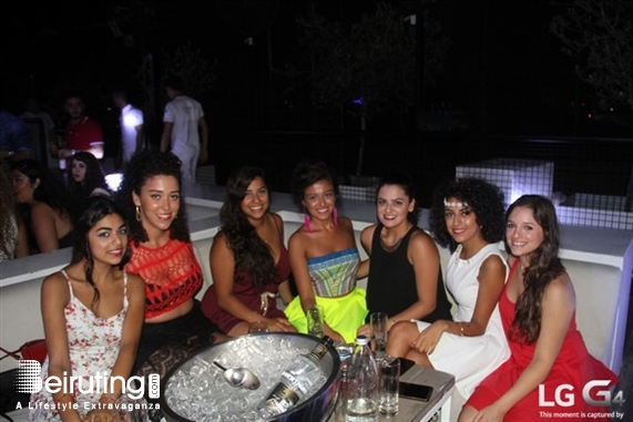 White  Beirut Suburb Social Event Donner Sang Compter Fundraising at White Lebanon