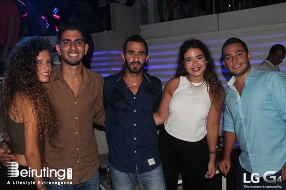 White  Beirut Suburb Social Event Donner Sang Compter Fundraising at White Lebanon