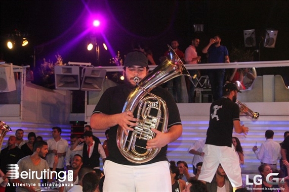 White  Beirut Suburb Social Event Donner Sang Compter Fundraising at White Lebanon